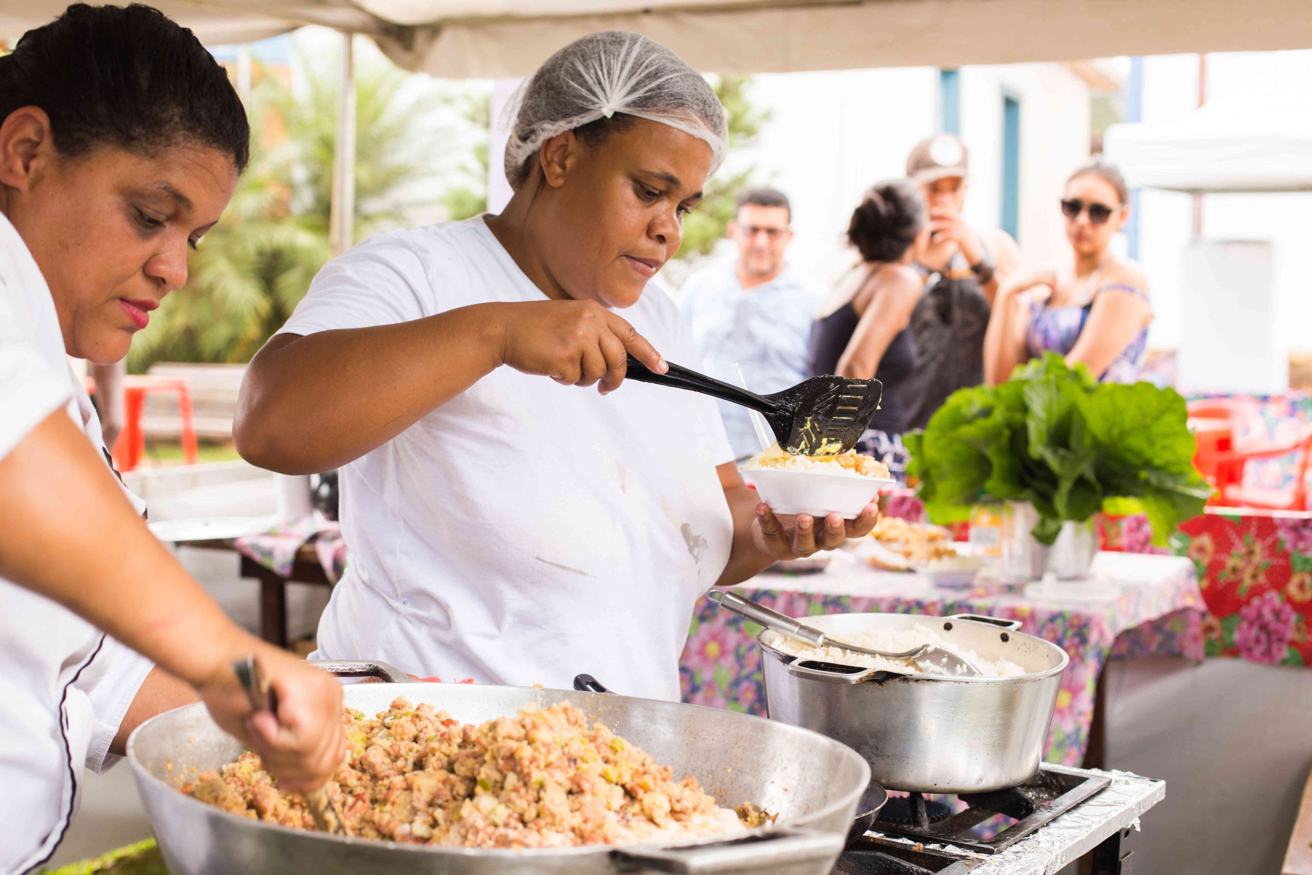 Feira gastronômica movimenta turismo de Catas Altas neste fim de semana