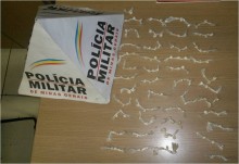 Adolescente flagrado na venda de drogas
