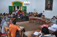 Ajuste de pagamento dos servidores municipais causa polêmica na Câmara