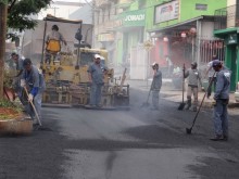 Avenida Nossa Senhora do Carmo ganha novo asfalto