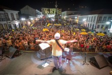 Bloco Candonguêro comemora 10 anos e lança CD