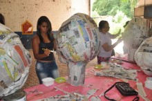 Bonecos Gigantes e Telê Santana são temas de exposições no carnaval de Itabirito