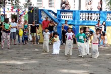 Brincadeiras tradicionais garantiram a diversão dos pequenos no Jardim