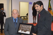 Câmara de Mariana homenageia professores, destaques sociais e culturais