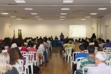 Conferência debate políticas de combate às drogas e abre portas para edição estadual em Mariana