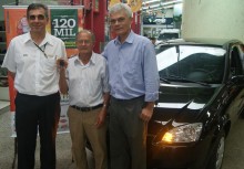 Cooperouro encerra Natal Solidário com entrega de prêmios aos Cooperados