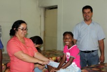 Empresas de ônibus doam alimentos e materiais de limpeza para entidades de Ouro Preto e região