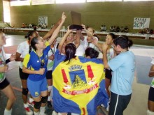 Equipe de voleibol feminino de Itabirito é campeã da segunda etapa do Jimi