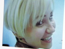 Érika Passarelli, acusada de arquitetar a morte do pai, vai a julgamento em Itabirito