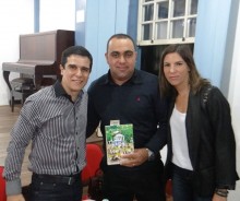 Escritores de Mariana lançam obra conjunta “Água do Coração”