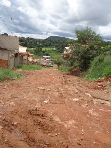 Falta de infraestrutura em ruas do bairro Metalúrgico incomoda moradores