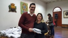 Fazenda entrega uniformes para servidores da Receita