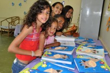 Feira de literatura integra família e escola
