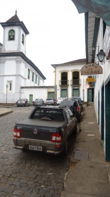 Homens assaltam joalheria na Praça da Sé