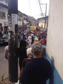 Jovem é assassinada a facadas em Ouro preto