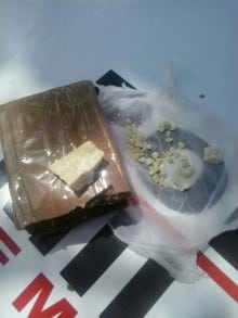 Jovem e menor são flagradas com grande quantidade de drogas em Itabirito