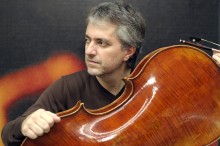 Lançamento do CD “Hugo Pilger interpreta Ernani Aguiar”, no GLTA Cultural
