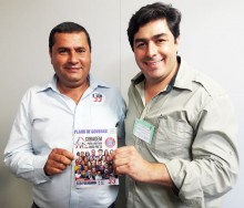 Leo Feijoada envolvido com a comunidade, participa de debate