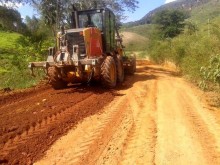 Mais de 150 mil metros de estradas do município recuperadas em Mariana