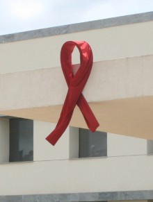 Mariana recebe primeiro certificado da campanha de prevenção de HIV