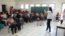 Merendeiras de Mariana recebem palestra de capacitação