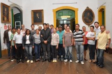 Moradores de Cláudio Manoel reivindicam melhorias