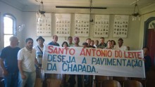 Moradores do Leite fazem manifestação em reunião de comissão dos vereadores
