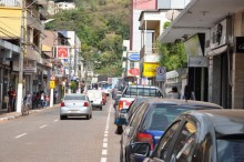 Mudança no horário do comércio de Itabirito repercute na cidade