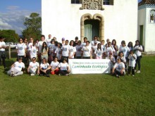 Ouro-pretanos participam de Caminhada Ecológica no mês do Meio Ambiente