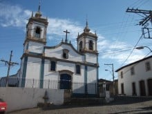Padre de Itabirito vira notícia nacional por causa de som alto durante missas