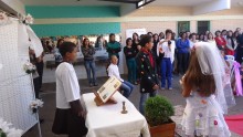 Peça teatral homenageia educadores