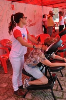 Praça da Cidadania movimenta comunidade e garante serviços gratuitos de qualidade