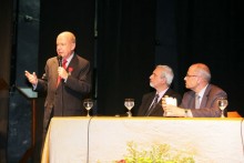 Prefeito de Ouro Preto adere à Associação Internacional de Prefeitos Francófonos