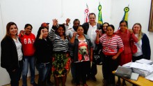 Prefeito entrega casa própria a mais 10 famílias de Mariana