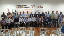 Prefeitos definem ações para recuperar cidades atingidas pela lama da Samarco