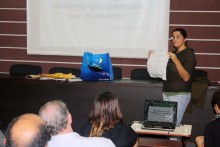 Prefeitura de Itabirito mobiliza comerciantes sobre o uso de sacolas ecológicas