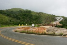 Prefeitura de Ouro Preto e DER recuperam ponte da Estrada Real