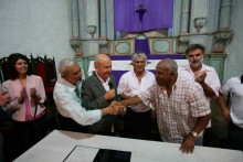 Prefeitura de Ouro Preto leva asfalto a Lavras Novas