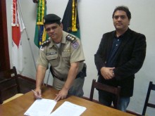 Prefeitura firma convênios com Polícia Civil e Exército