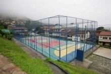 Prefeitura revitaliza quadras em Ouro Preto