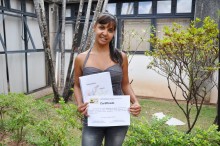 Professora da Rede Municipal de Itabirito recebe prêmio