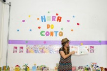 Projeto “Hora do Conto” faz sucesso entre as crianças e escolas do Município