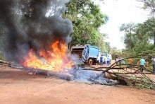 Protesto interdita rodovia em Itabirito