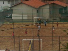 Quadra de areia é entregue ao bairro Morada do Sol