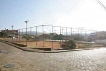 Quadras poliesportivas de Ouro Preto recebem obras de melhorias