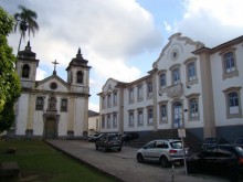 Reação contra demissões no Colégio Arquidiocesano