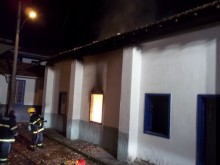 Residência pega fogo durante madrugada em Ouro Preto