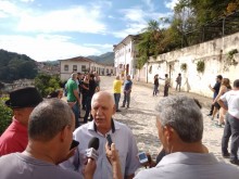 Rua Getúlio Vargas reaberta ao trânsito