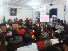 Servidores lotam Plenário da Câmara em busca de reajuste