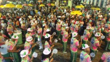 Sete escolas de samba desfilam no carnaval de Ouro Preto